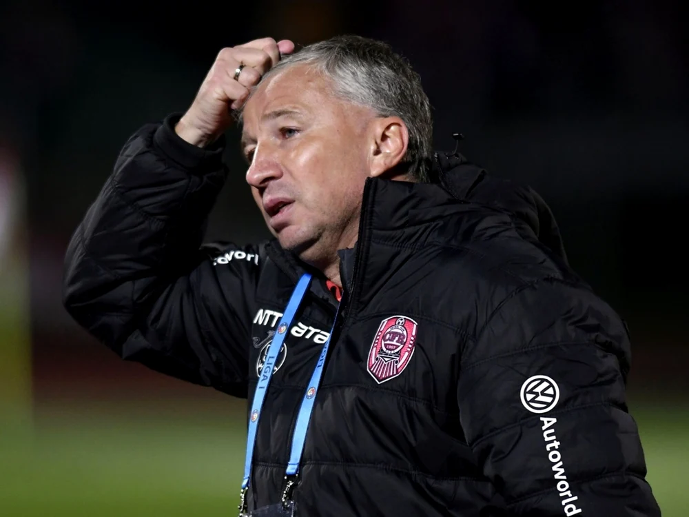 Dan Petrescu a lipsit de la interviuri, după eşecul cu Craiova, în condiţiile în care era suspendat