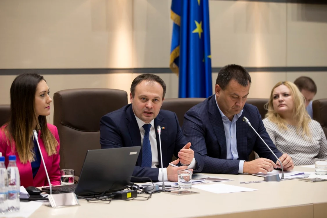 FOTO parlament.md