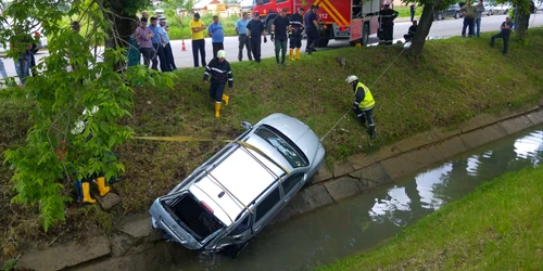 accident masina canal ialomita