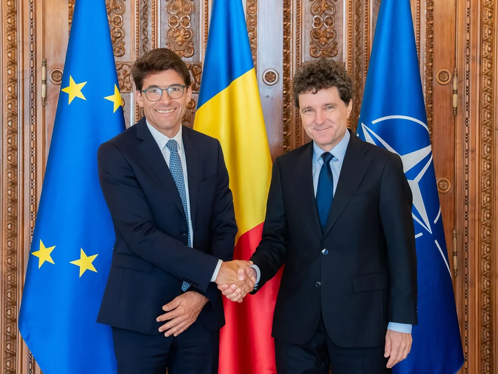 Nicuşor Dan s-a întâlnit cu reprezentanţii companiei Airbus. Trei ambasadori, prezenți la discuții