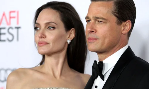 Angelina Jolie si Brad Pitt