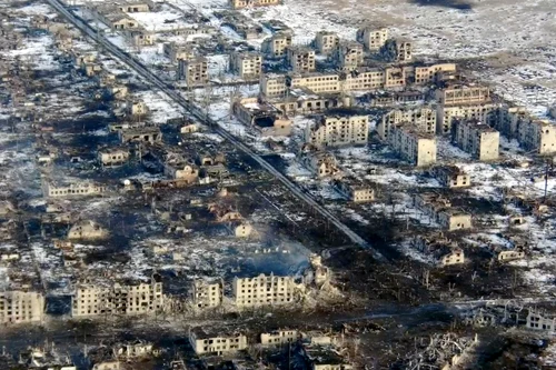 Război în Ucraina - imagine din 23 februarie cu Mariinka, un oraș distrus FOTO Profimedia 