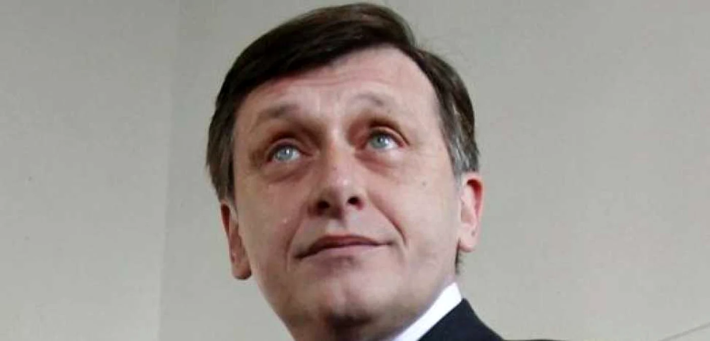 Crin Antonescu