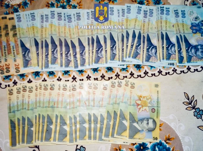 Bancnote false descoperite la un suspect FOTO Poliția Română