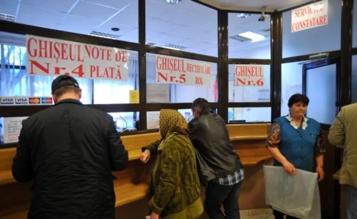 
    Impozitele ar putea creşte cu 16%  