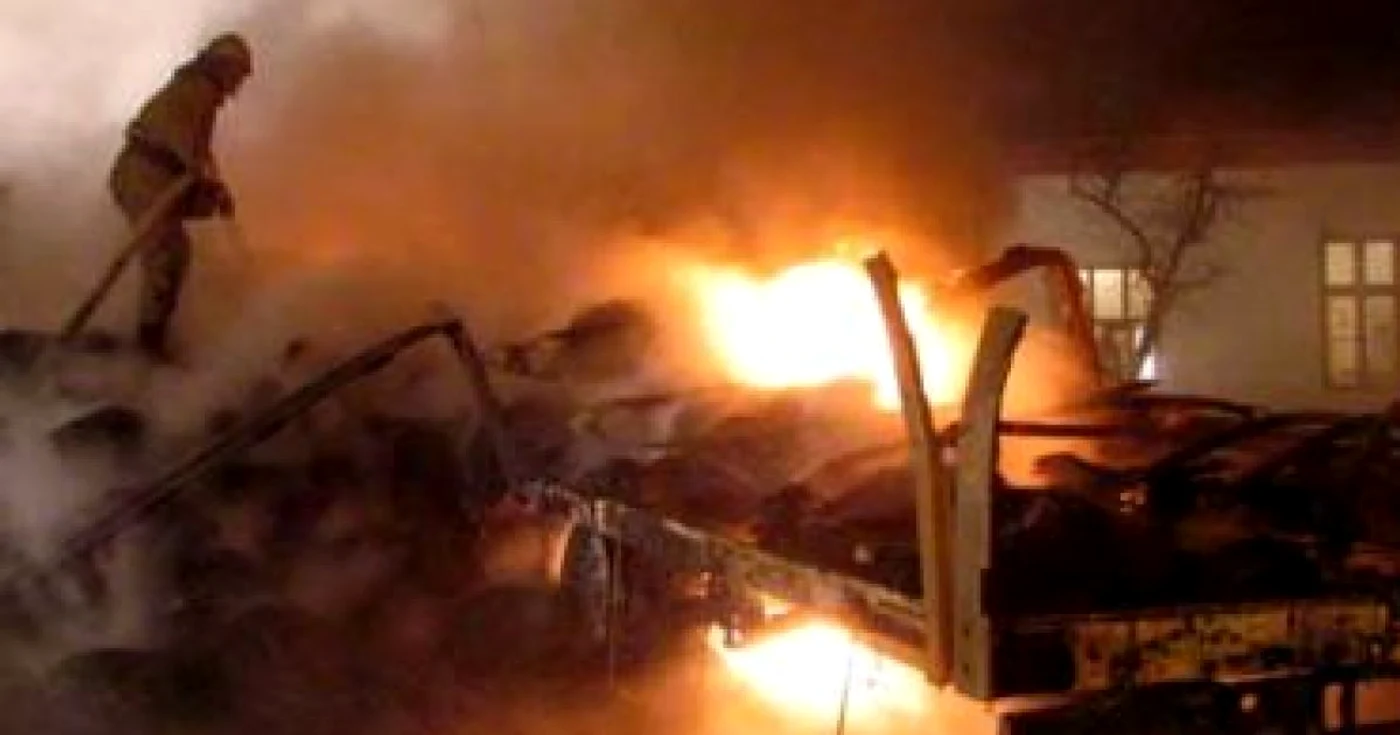 Suceava: Incendiu devastator în comuna Râşca cu pagube materiale de 95.000 de lei