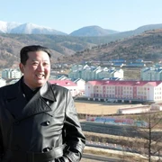 Kim Jong Un la Samjiyon, foto YonhapNews jpg