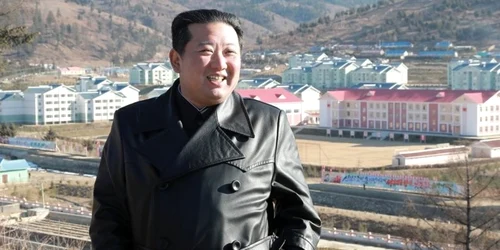 Kim Jong Un la Samjiyon, foto YonhapNews jpg