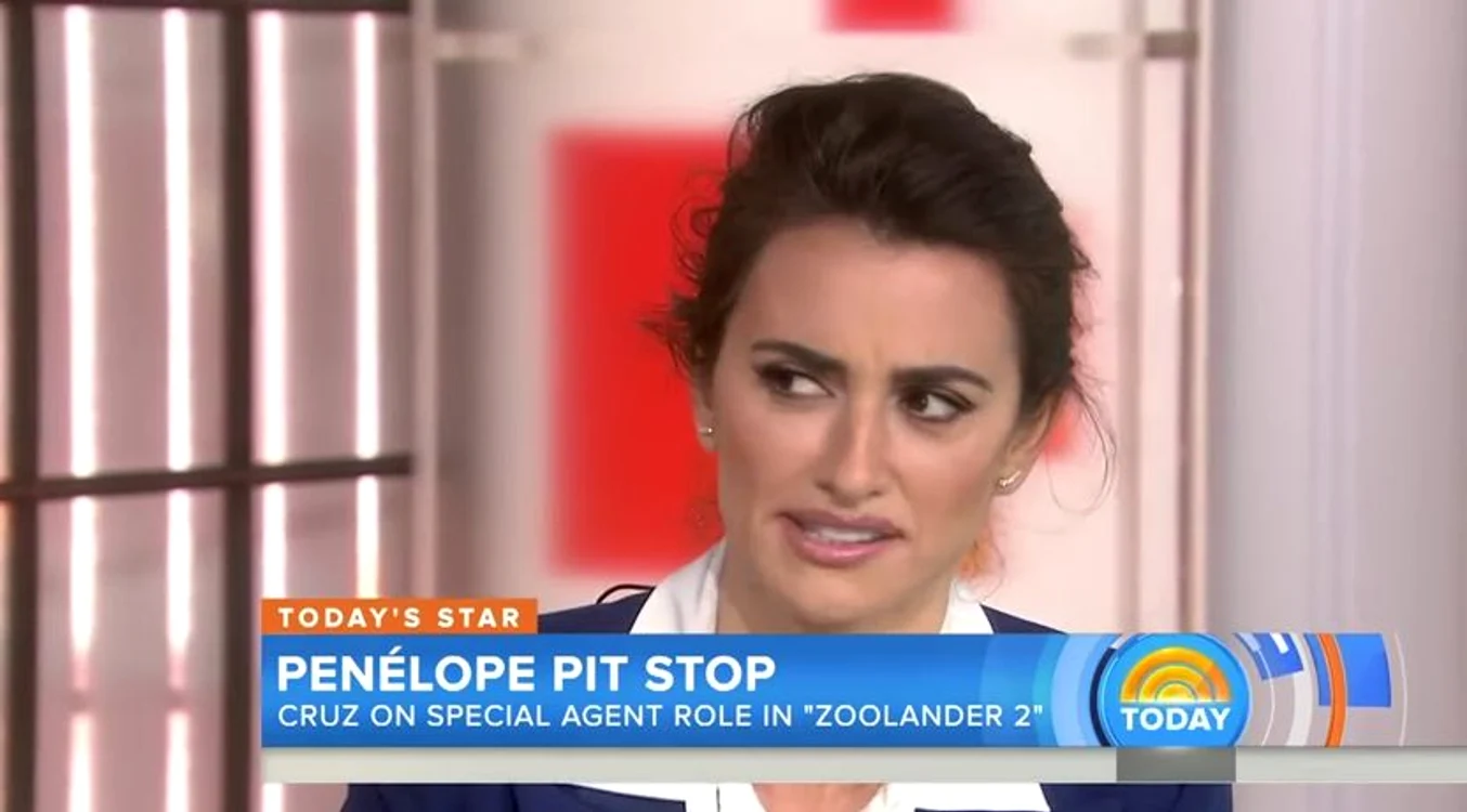 
    Penelope Cruz a avut parte de un moment stânjenitor la o televiziune din AmericaFoto: Captură video  