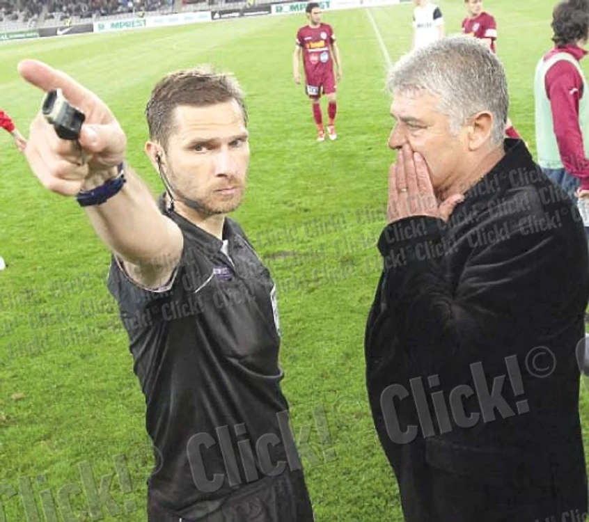 
    "Incredibil ce s-a întâmplat: pe culoar, doi îl ţineau pe Cadu şi trei dădeau în el.” Ioan Andone,   antrenor CFR Cluj  