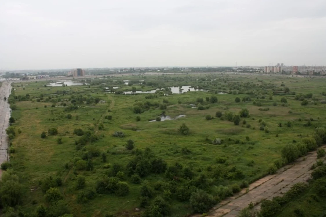 Vedere asupra Parcului Văcăreşti, din Observatorul inaugurat joi, 5 iunie FOTO Salvaţi Delta