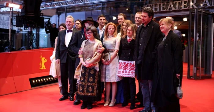 Echipa filmului „Aferim!” înainte de proiecţia de gală    FOTO: Florin Ghioca