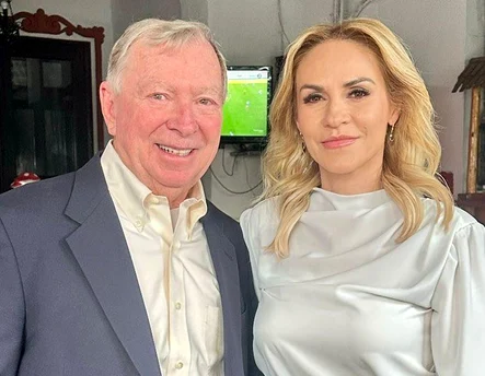 Firea a discutat despre contextul politic al României și SUA cu William Payne. Foto: Facebook