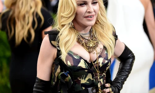 The Costume Institute Benefit celebrating the opening of Rei Kawakubo/Comme des Garcons: Art of the In Between, Arrivals, The Metropolitan Museum of Art, New York, USA   01 May 2017 jpeg