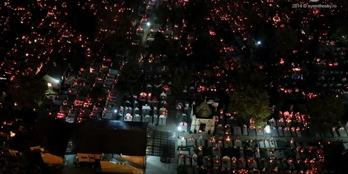 Ziua morţilor în cimitirul Eroilor din timişoara FOTO Eyeinthesky.ro