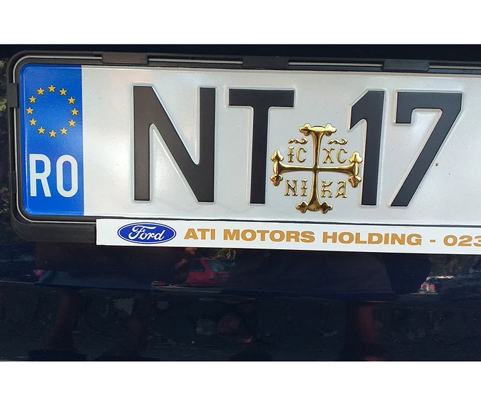 Cu ochii n 3,14 jpeg