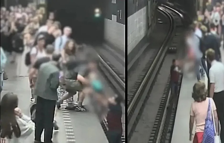 Un copil de șapte ani, cu ochii în telefon, a căzut pe șinele metroului. Un pasager l-a salvat în ultima clipă