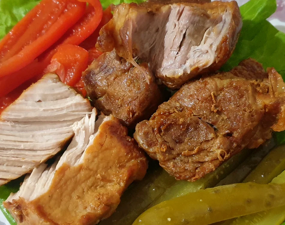 Carne la garniță. FOTO Arhivă