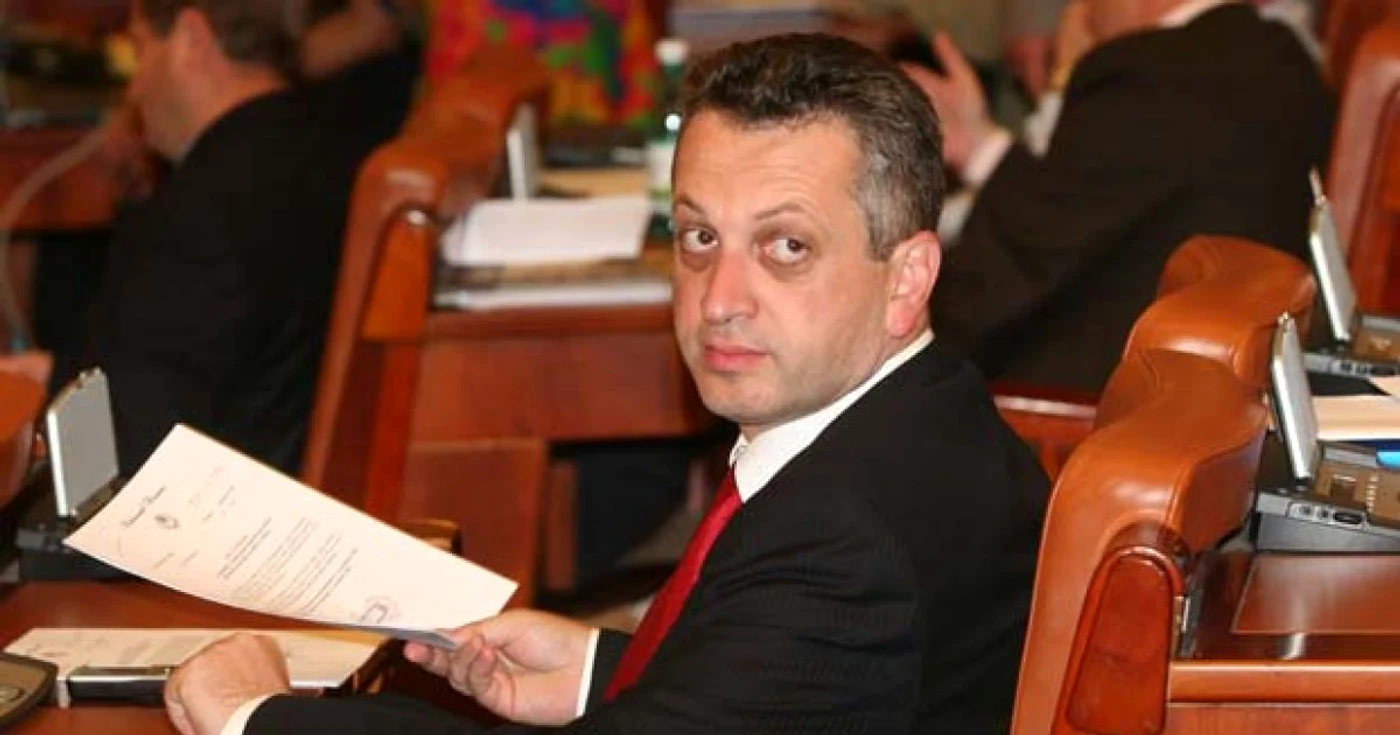 Relu Fenechiu  