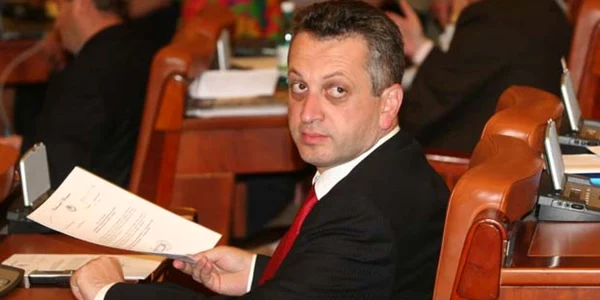 Relu Fenechiu  