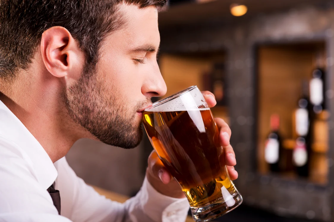 Românii se află pe locul 10 în Europa, la consumul de alcool