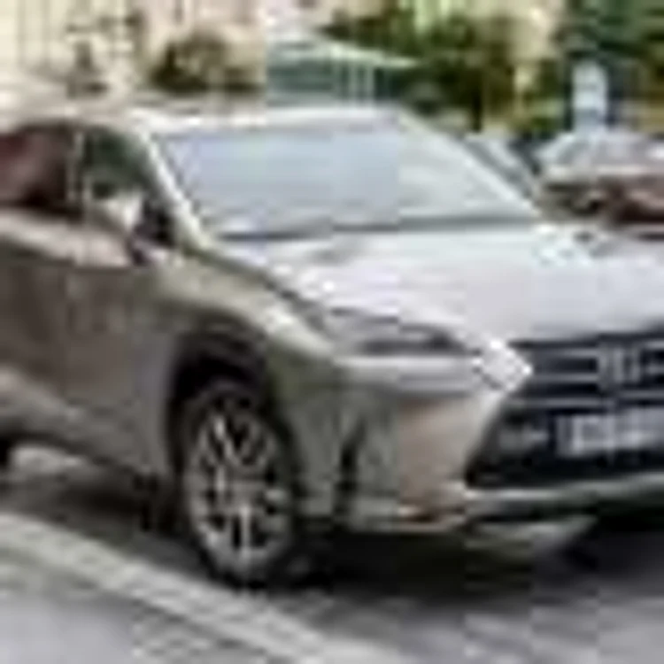 Lexus NX FOTO 123 RF 