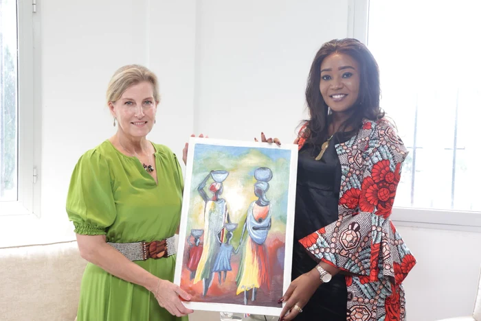 Ducesa de Edinburgh în verde lime, X (3) png