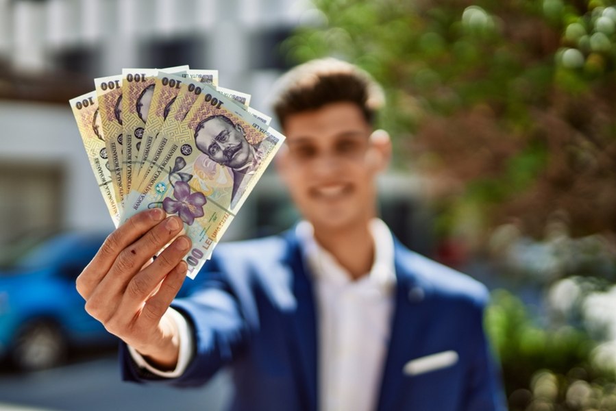 E gata România să-și spună salariile pe față? „Pare o uniformizare, însă nu este"