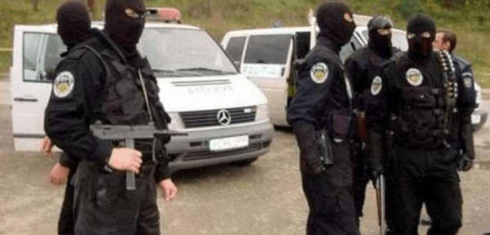 Urmărit general, găsit ascuns la Valea Moldovei. Suceveanul se sustrăgea pedepsei cu închisoarea