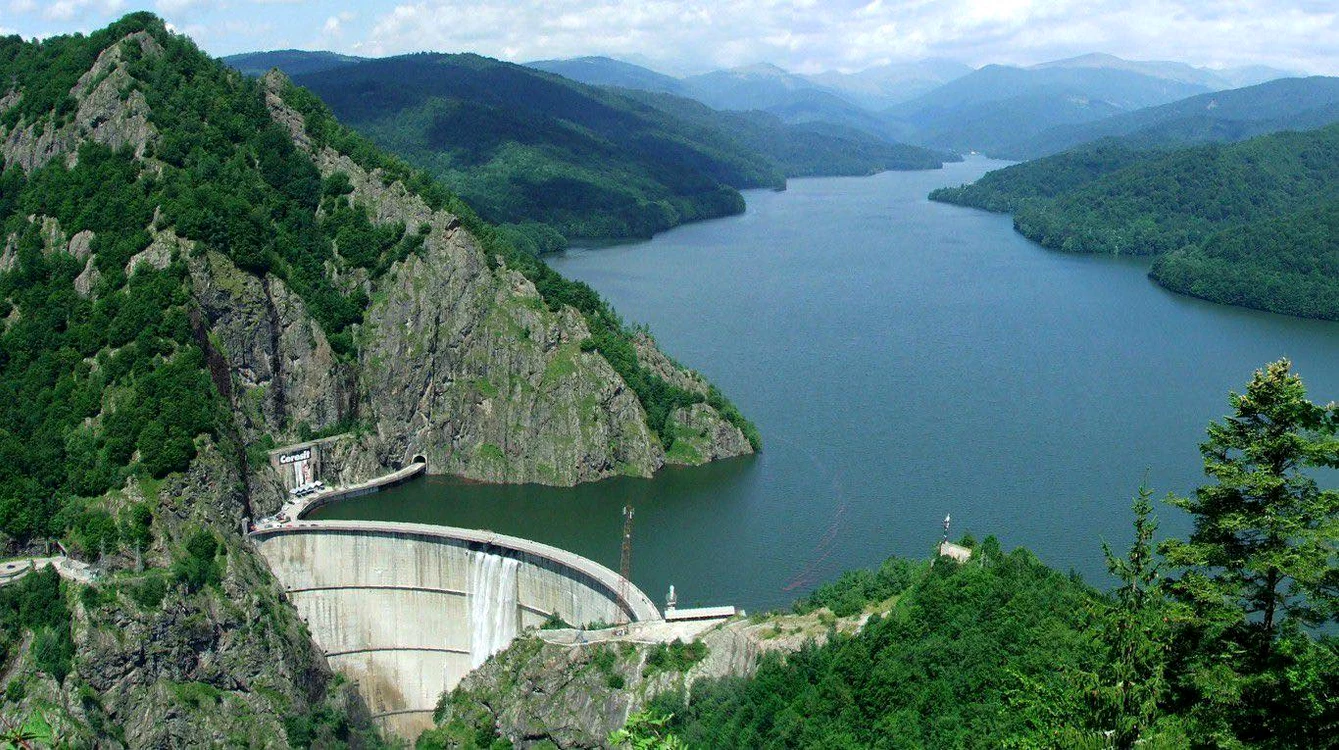 Cum arăta Lacul Vidraru înainte de golire / foto: arhiva Click!