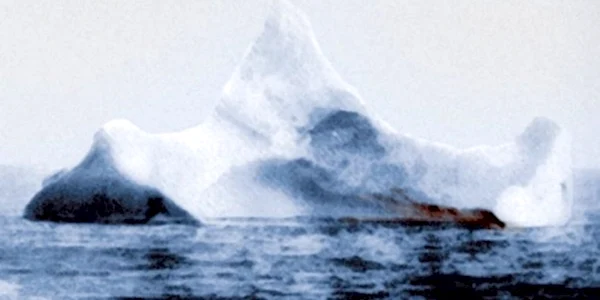 icebergul vinovat pentru producerea tragediei titanicului FOTO imgur