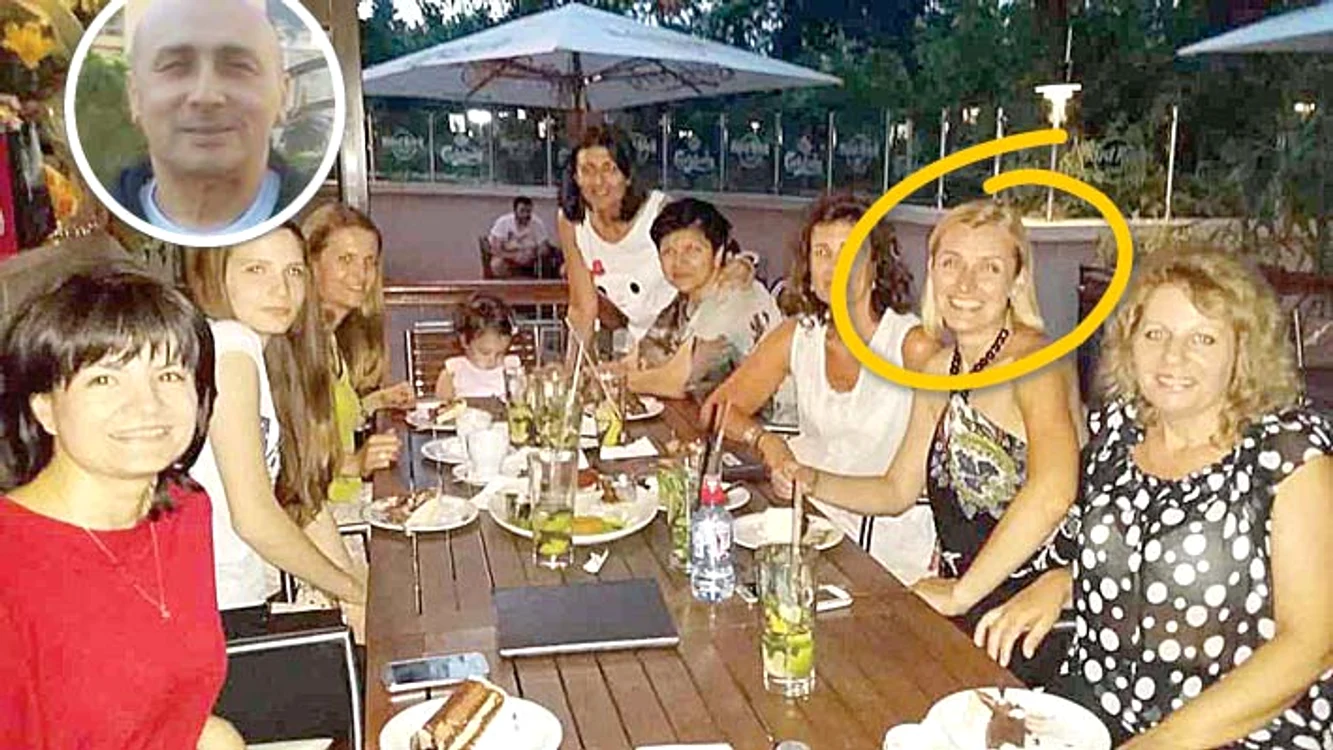 Violeta a petrecut doar alături de prietene şi de fiica ei