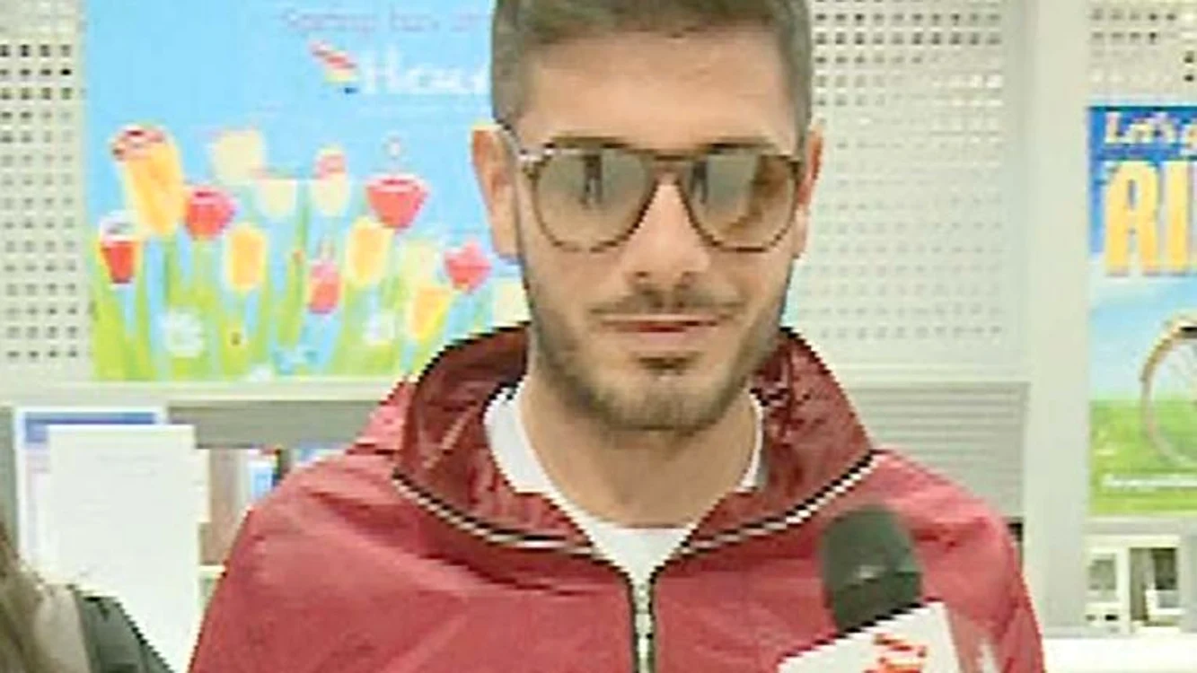 
    Omul a fost uimit de cerea studentuluicaptură video  