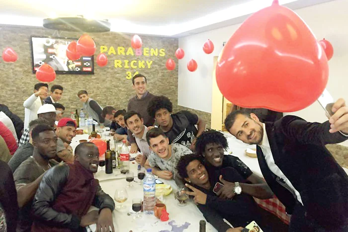 Cadu a avut alături toţi prietenii în Portugalia