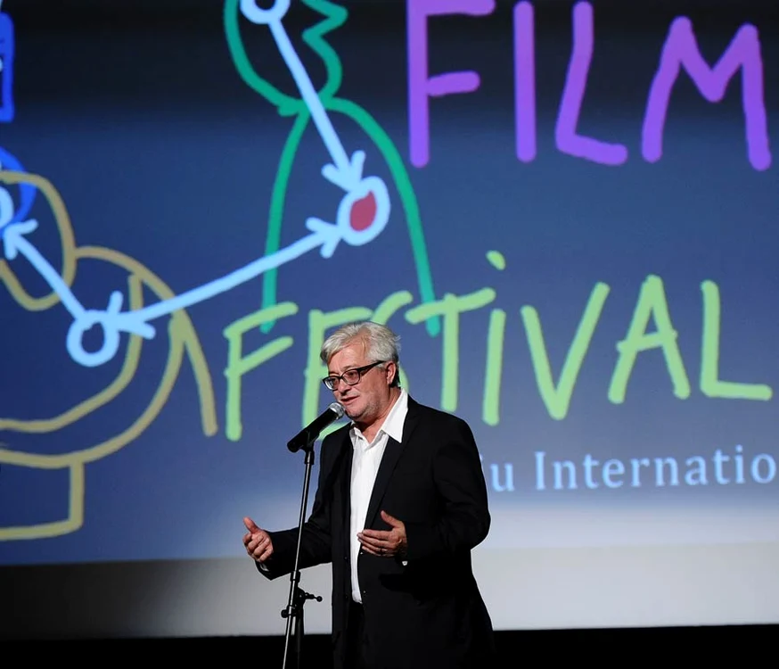 „Filmul documentar promovează toleranţa“ – interviu cu Dumitru BUDRALA jpeg