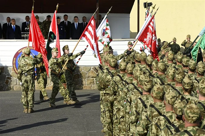 Viktor Orban, la o ceremonie de depunere a jurământului de către militarii ungari Foto EPA EFE