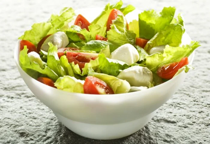 
    Dieta mediteraneană impiedica instalarea depresieiwww.clickpentrufemei.ro  