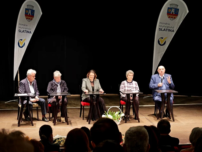 Lansarea cărții a avut loc la Centrul Cultural „E. Ionescu” FOTo. FB/Aurealia Grosu