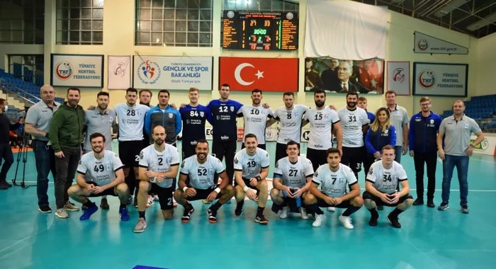 
    CSM București, după victoria din meciul tur  