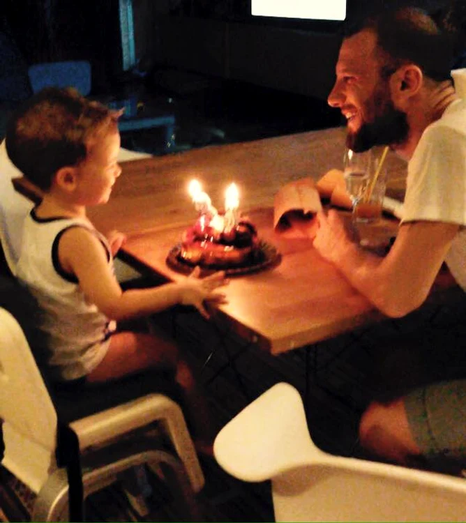 Oana Mareș este fericită cu Dragoș Săbăreanu și fiul lor