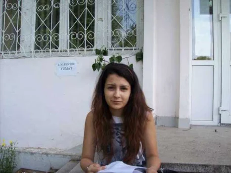 ELEVI