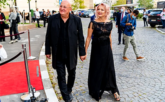 Andreea Marin, alături de Violeta şi de Radu ŞtefanFoto: Ştefan Ovidiu Photography