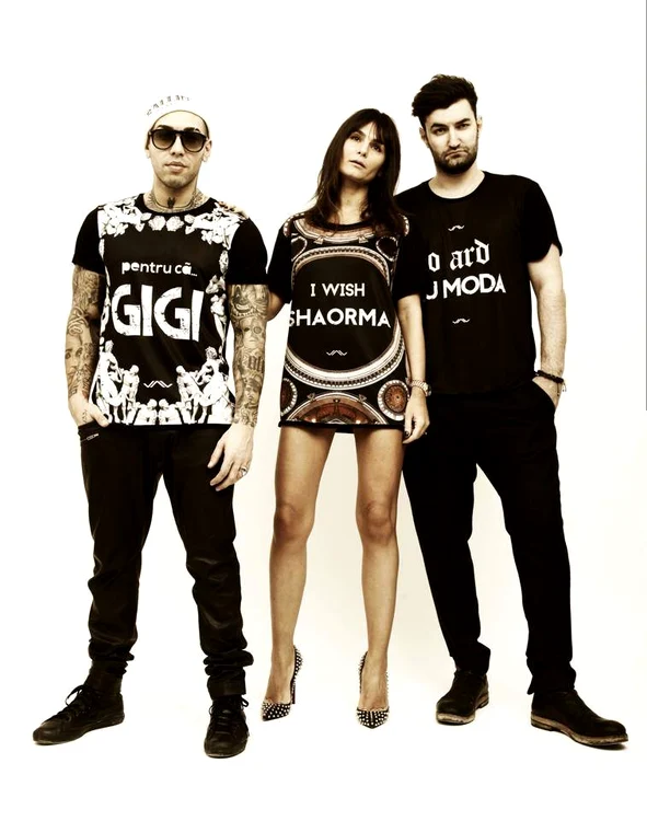 
    Alex Velea, Dana Budeanu, Smiley  