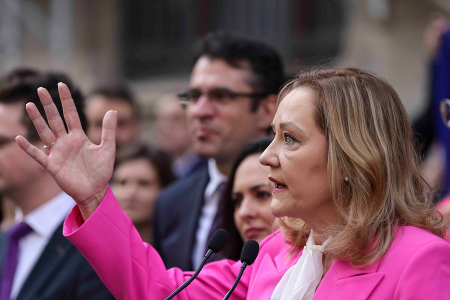 Pe cine preferă Elena Lasconi dintre UE și SUA. „Cămaşa este mai aproape de piele decât sacoul”