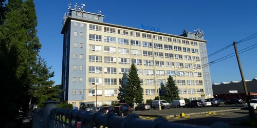 Tesla Hloubětín, výšková budova jpg