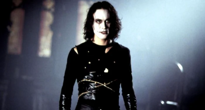 Brandon Lee în filmul Corbul Foto: Arhivă