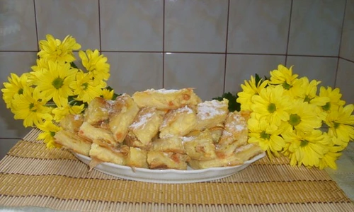 Placinta cu iaurt si stafide 1 jpeg