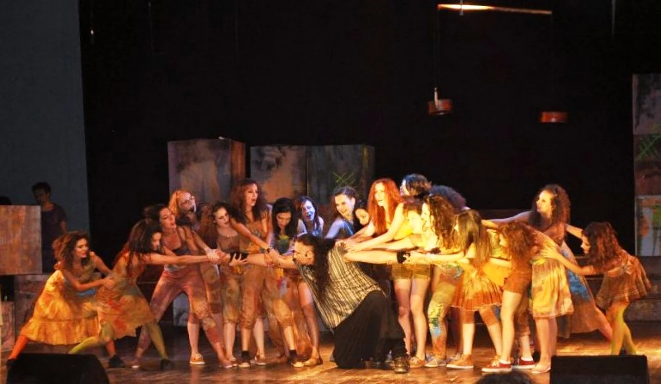 Scen[ din musicalul "Jesus Christ Superstar", de la Cluj   FOTO: Tiberiu Fărcaş / clujulcultural.ro