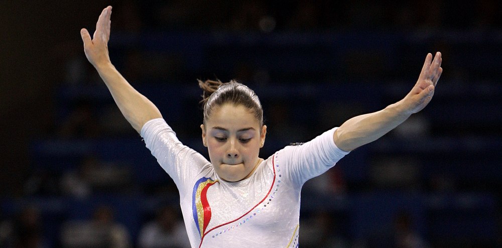 O campioană olimpică la gimnastică s-a dedicat misionarismului pentru Martorii lui Iehova