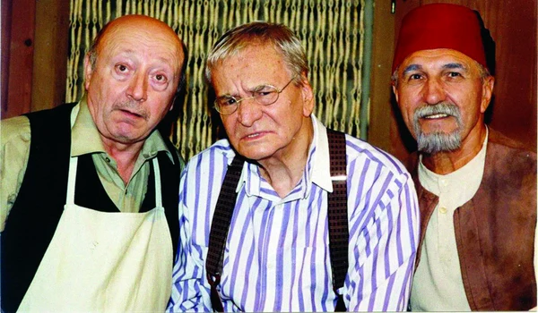 Marin Moraru, Radu Beligan și Gheorghe Dinică, în „Tache, Ianche și Cadâr” la Teatrul Naţional „I.L. Caragiale” București